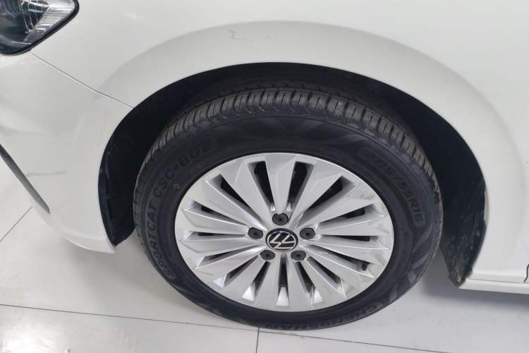 Used Volkswagen Lavida 2019 1.5L Automatic Comfort Edition China VI Standard