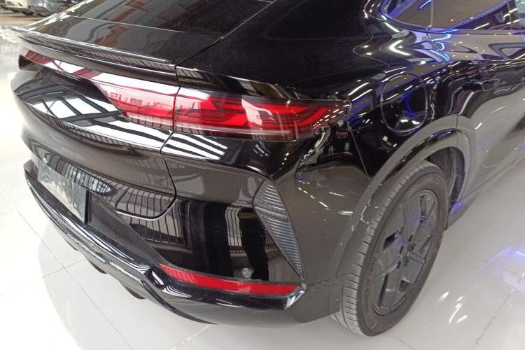 Used BYD Song L EV 2024 550 km Excellence Version