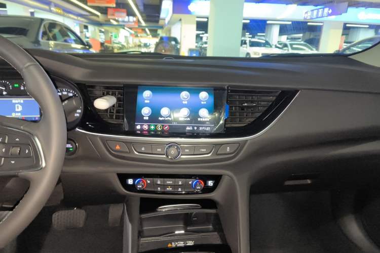 Used Buick Regal 2024 25T Deluxe Edition
