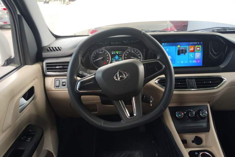 Used Kuayue Kuayue Xing V7 EV 2024 251 km Hatchback Comfort Version 6 Seats
