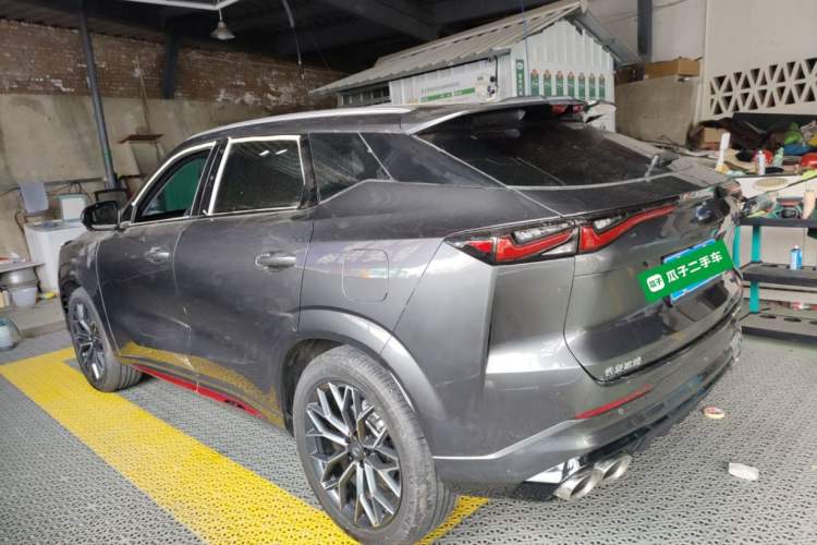 Used Oshan Z6 2023 Blue Whale 1.5T DCT Smart-Led City Edition
