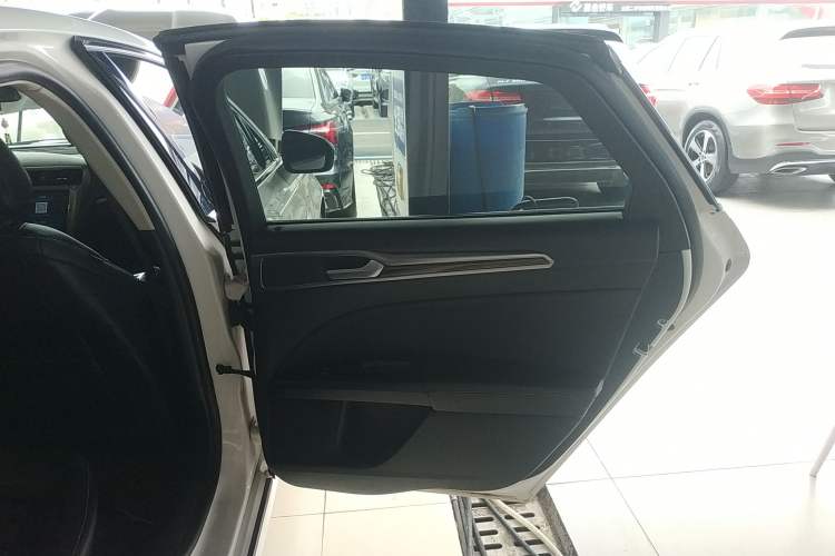 Used Ford Mondeo 2020 EcoBoost 180 Stylish Model
