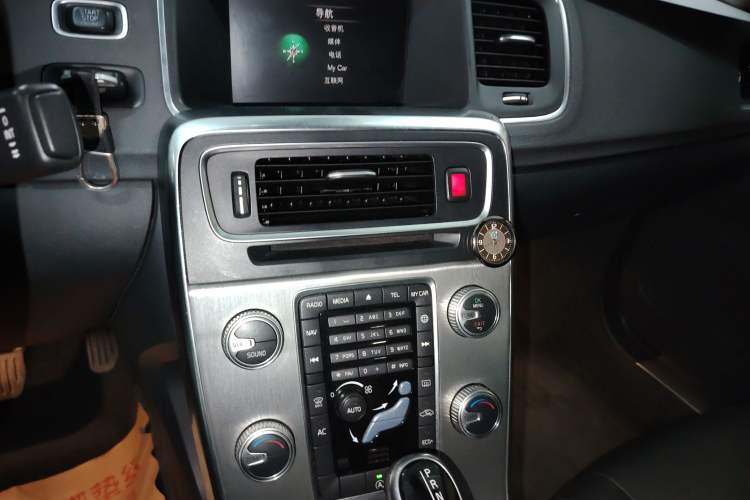 Used Volvo S60 2018 S60L T3 Smart Upgrade Edition
