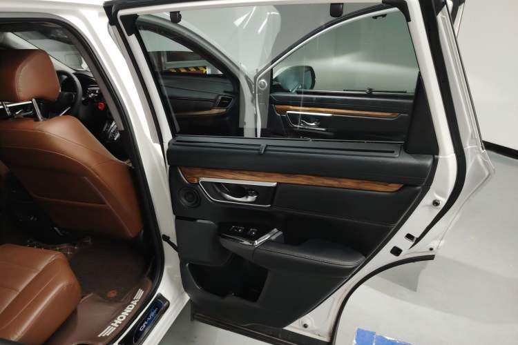 Used Honda CR-V 2019 Rui Hybrid 2.0L Four-Wheel Drive Pure Enjoyment Version China V Emission Standard
