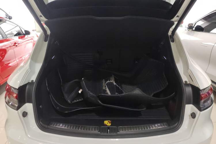 Used Porsche Macan 2021 Macan 2.0T