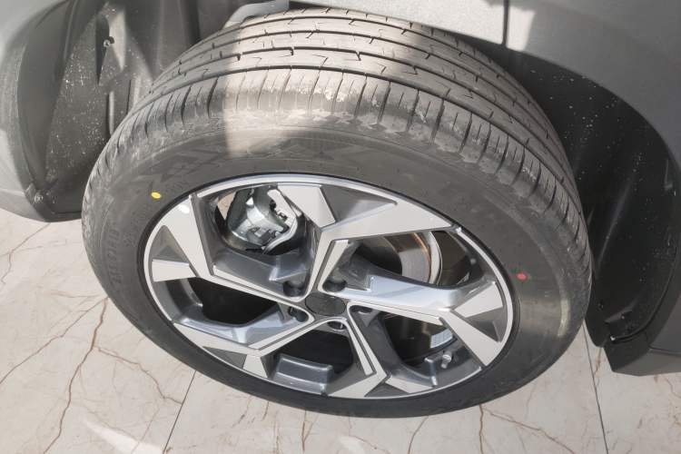 Used Geely Auto FX11 2024 1.5TD DCT Prestige Edition
