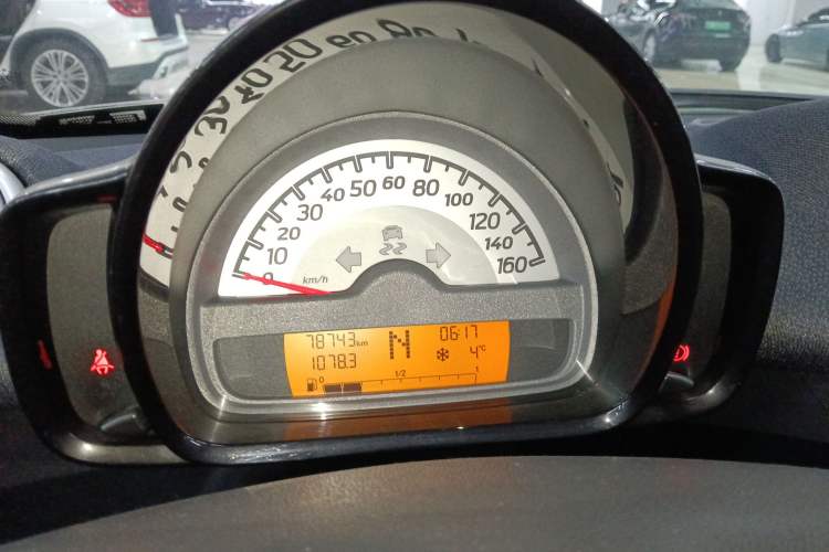 Used  fortwo 2012 1.0 MHD Convertible Passion Edition
