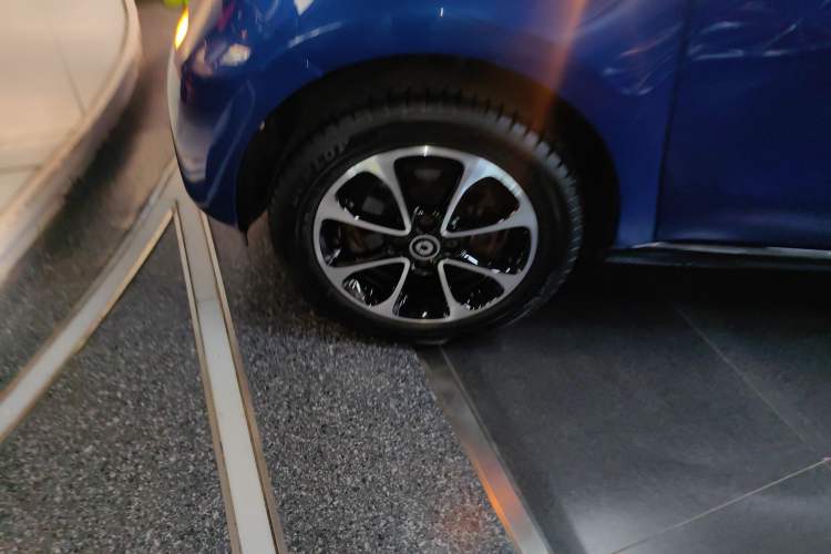 Used  forfour 2016 1.0L 52 kW Passion Edition
