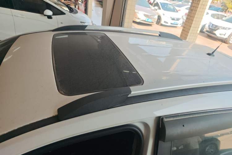 Used Chevrolet Trax 2016 1.4T Automatic Two-Wheel Drive Comfort Version with Sunroof
