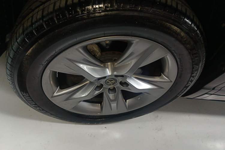 Used Toyota Highlander 2018 2.0T Four-Wheel Drive Prestige Version 7 Seats China VI Standard
