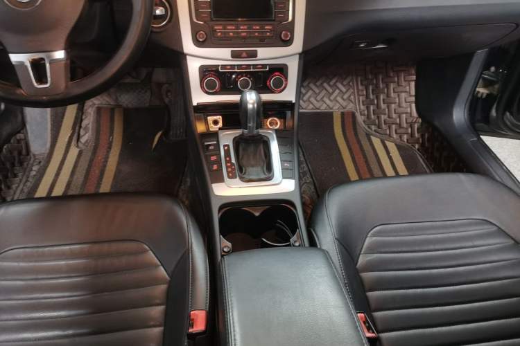 Used Volkswagen Magotan 2016 1.8TSI Smart Comfort Model
