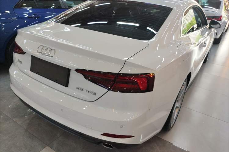 Used Audi A5 2017 Coupe 40 TFSI Fashion Model
