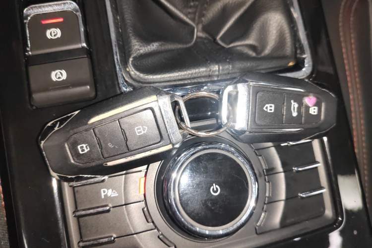 Used Beijing Auto BJ20 2016 1.5T Manual Luxury Version
