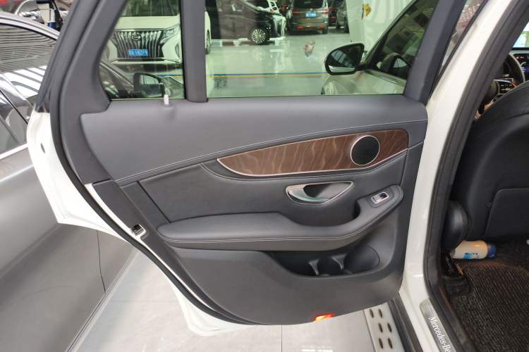 Used Mercedes-Benz GLC 2020 Facelift GLC 300 L 4MATIC Dynamic Edition