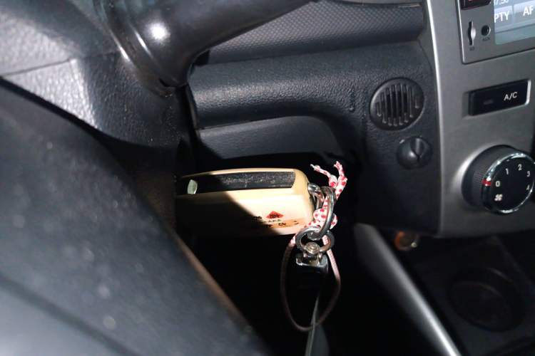 Used Kia Forte 2014 1.6L MT GL
