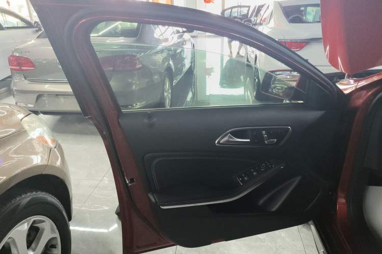 Used Mercedes-Benz GLA 2018 GLA 200 Fashion Model