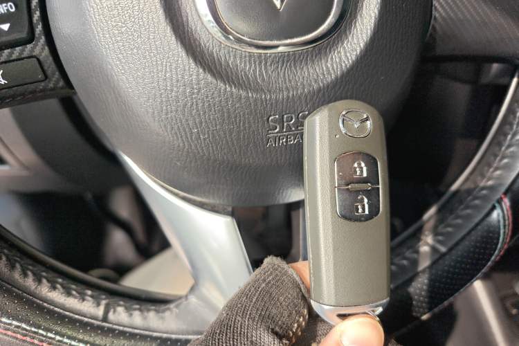 Used Mazda CX-5 2015 2.0L Automatic Two-Wheel Drive Urban Version