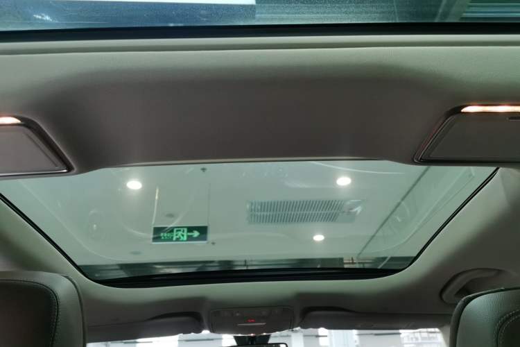 Used Mercedes-Benz E-Class 2022 E 260 L
