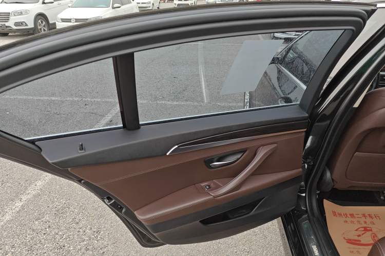 Used BMW 5 Series 2014 525Li Luxury Design Package