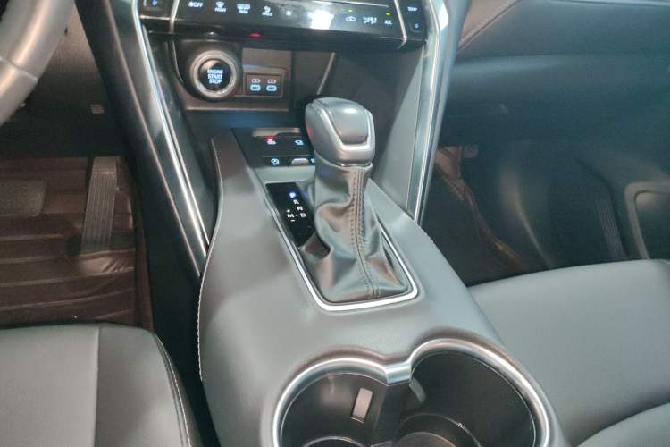 Used Toyota Venza 2022 2.0L CVT Two-Wheel Drive Luxury Edition
