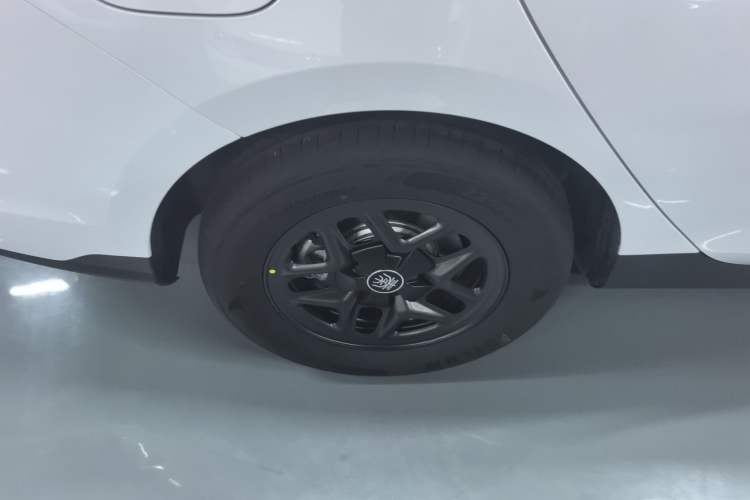 Used BYD Qin PLUS 2025 DM-i Smart Drive 55KM Leading Model
