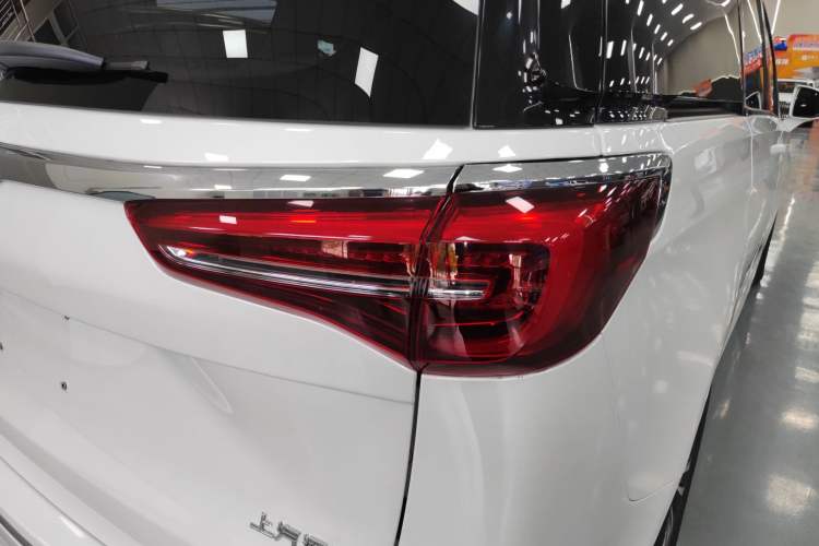 Used Buick GL8 2023 ES Lu Zun Comfort Model
