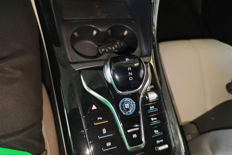 Used BYD Qin PLUS 2024 HONOR Edition DM-i 55KM Leading Model
