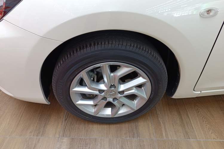 Used Nissan Tiida 2021 1.6L CVT Cool Edition
