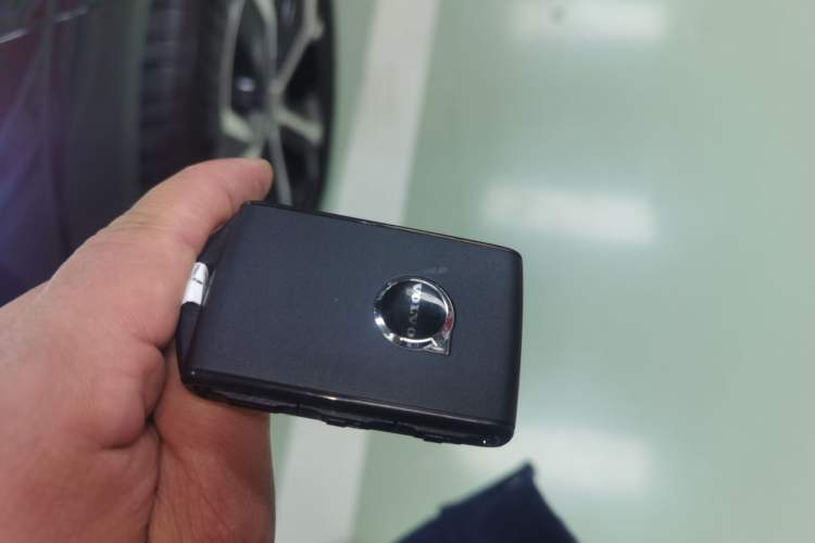 Used Volvo XC60 2026 B5 4x4 Smart Luxury Edition