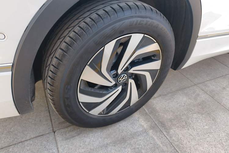 TDK.VehicleDetails.img