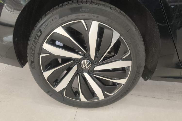 Used Volkswagen Passat 2022 330TSI Starry Luxury Edition
