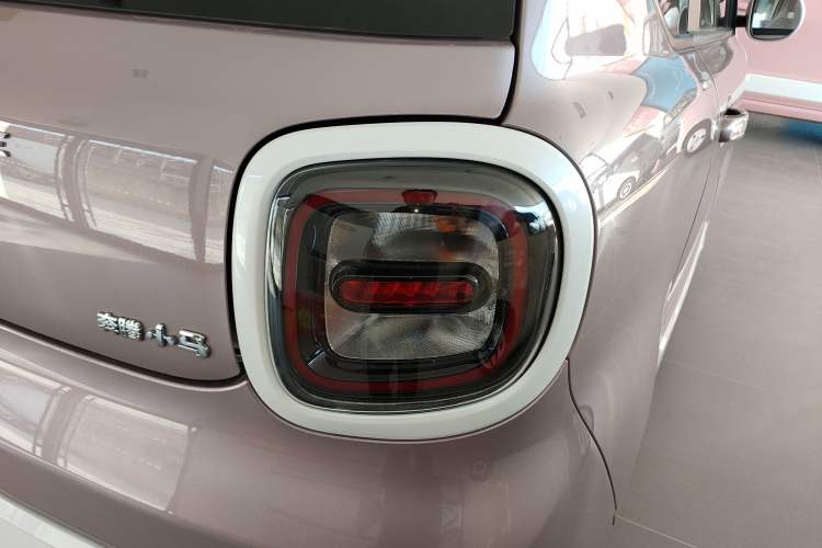 Used Bestune Pony 2026 222km Colorful Horse