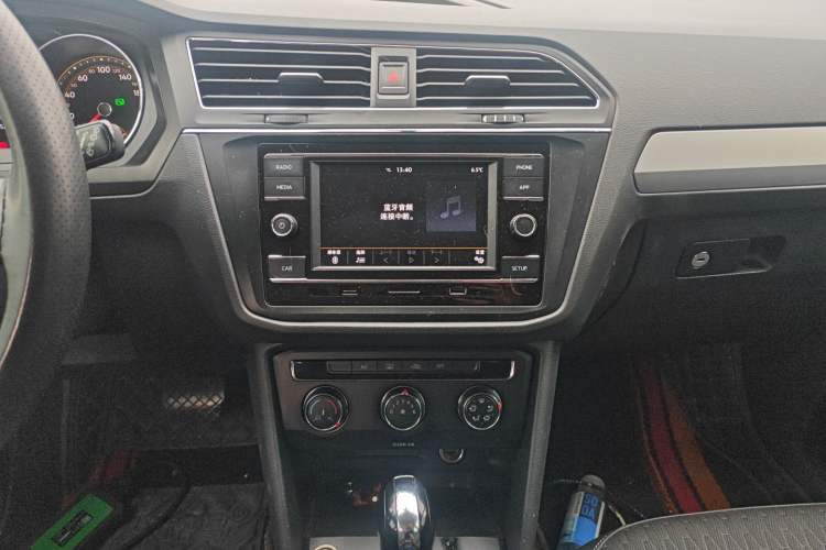 Used Volkswagen Tiguan L 2021 280TSI Automatic Two-Wheel Drive Smart Edition