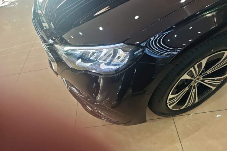 Used Mercedes-Benz E-Class 2024 E 260 L 4MATIC Sport Edition
