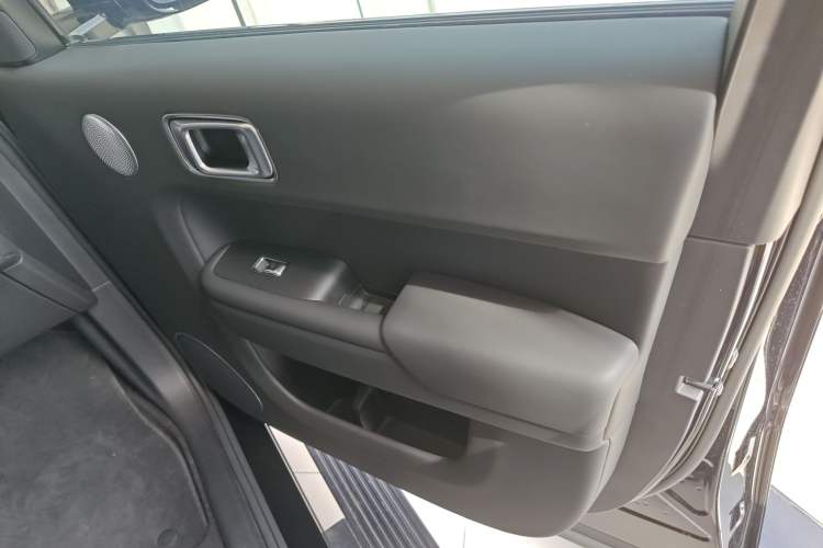 Used Li Auto L9 2024 Ultra Model
