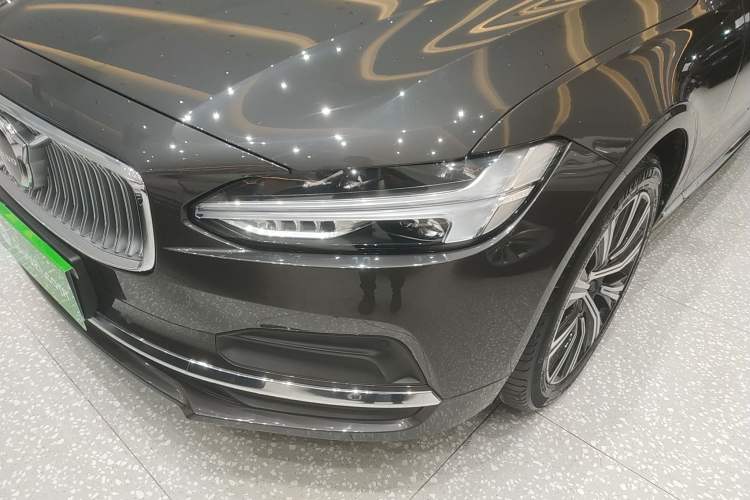 Used Volvo S90 2022 B5 Zhiyi Luxury Edition
