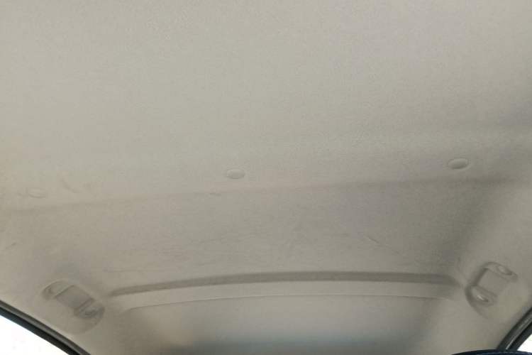 Used JMEV E200L 2018 E200L Standard Model (250 km)
