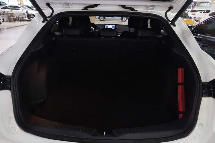 Used Mazda CX-4 2021 2.0L Automatic Two-Wheel Drive Blue Sky Dynamic Edition