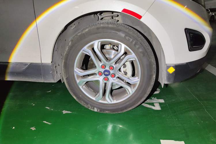 Used Ford Edge 2018 EcoBoost 245 Two-Wheel-Drive Titanium 7-Seater China V Standard
