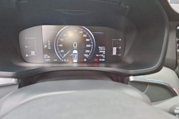 Used Volvo S60 2022 B4 Zhiyi Luxury Edition