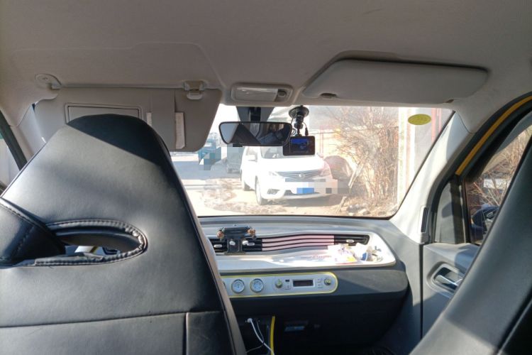 Used Wuling Hongguang MINIEV 2021 Macaron Fashion Model Lithium Iron Phosphate
