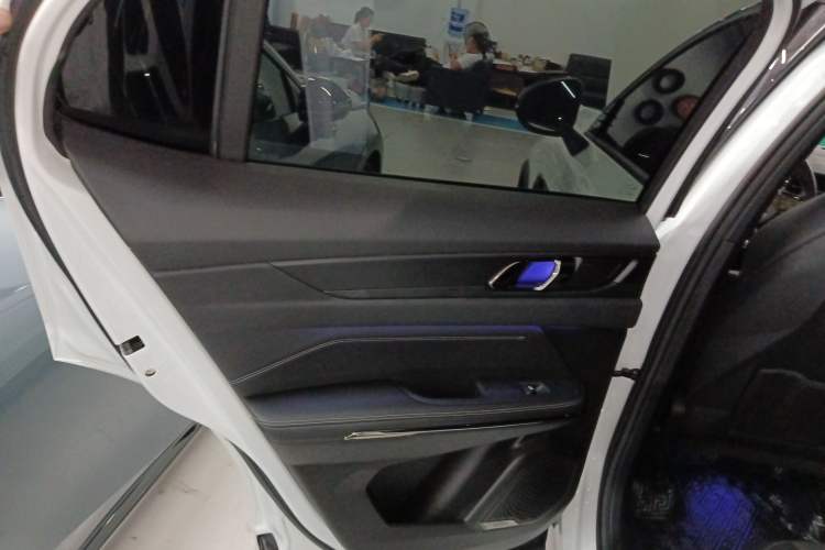 Used Lynk & Co 01 2023 2.0TD Four-Wheel Drive HypeHalo
