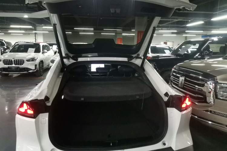 Used  SL03 2024 135Plus Glory Edition