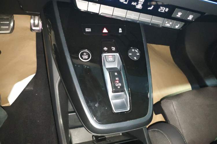 Used Audi Q4 e-tron 2023 40 e-tron Boundary Edition
