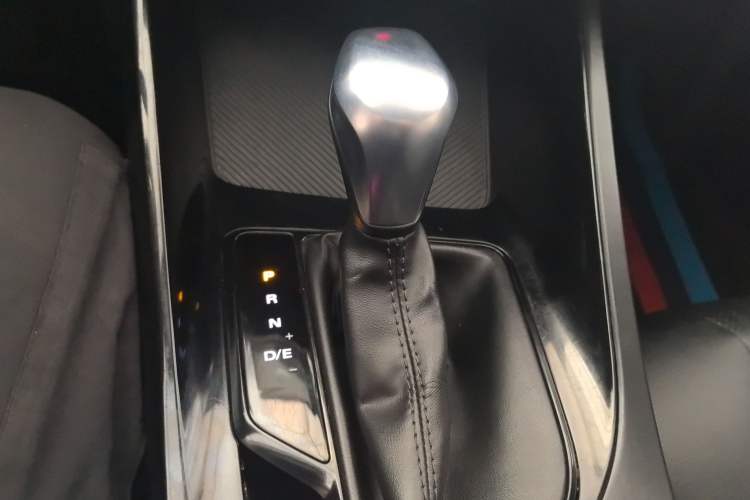 Used Roewe i5 2021 1.5L CVT Platinum Edition