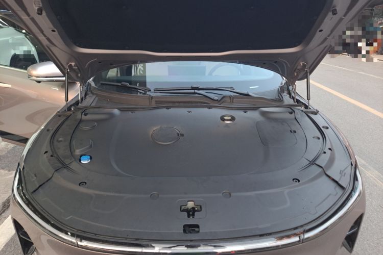 Used  A07 2025 All-Electric "Real Bargain" 525 Luxury Model
