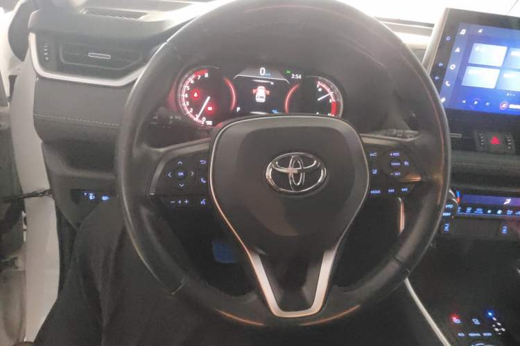 Used Toyota RAV4 2021 2.0L CVT Four-Wheel Drive Premium Edition