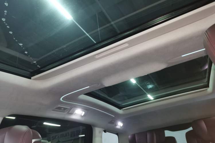 Used Buick Century 2023 2.0T Six-Seater Yinshi Edition
