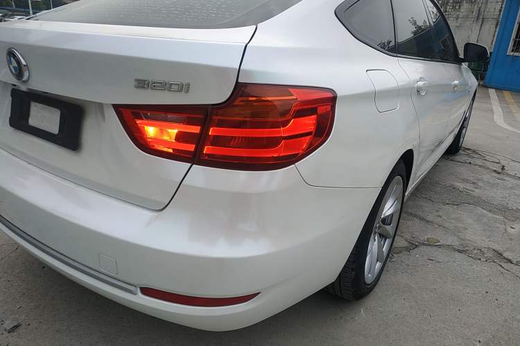 Used BMW 3 Series GT 2013 320i Sport Design Package