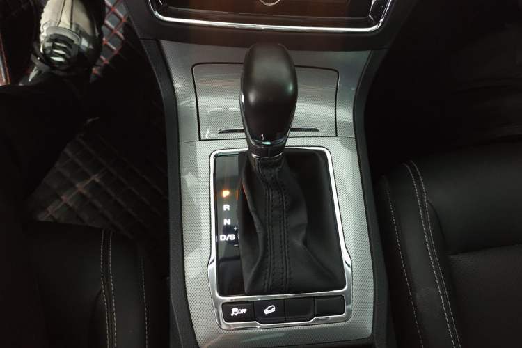 Used Roewe RX5 2020 20T Automatic 4G Connect Superior Flagship Edition
